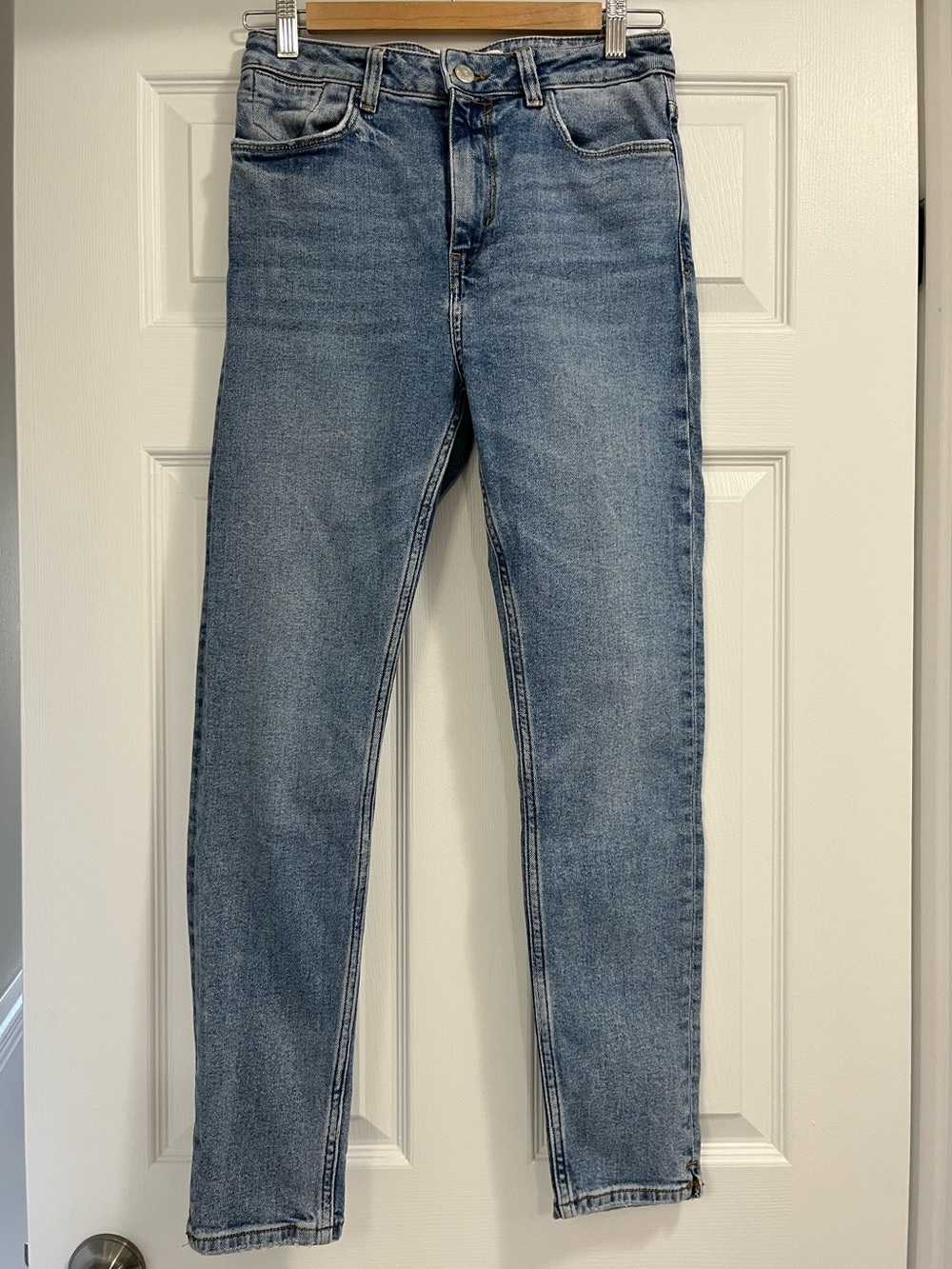 Zara Light Wash Straight Jeans